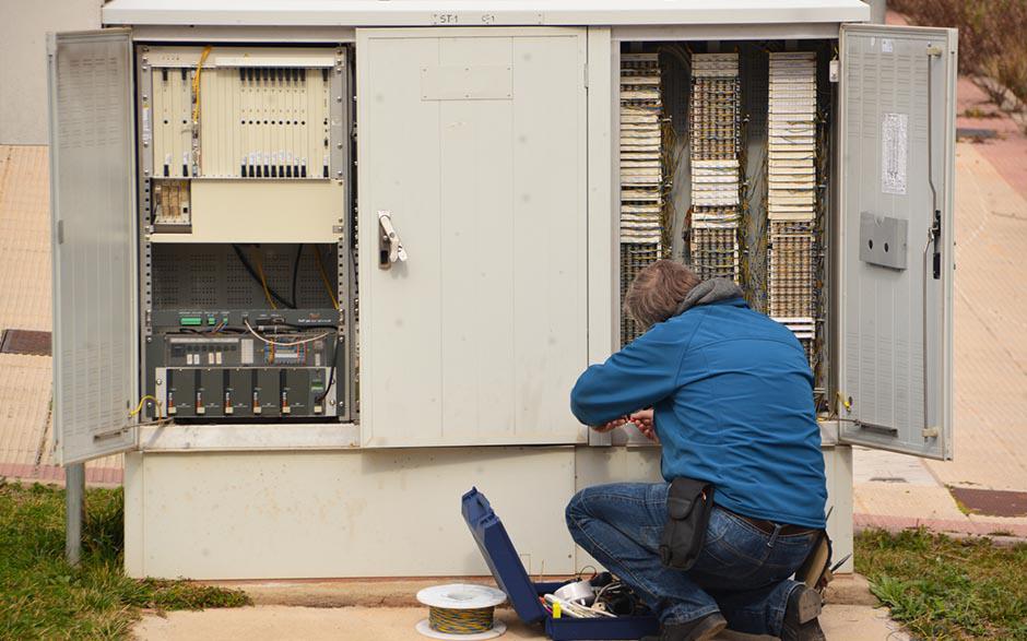 monteur électricien Bois-le-Roi